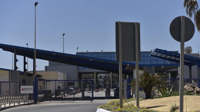 Aduana del Tarajal cerrada, en Ceuta (España).