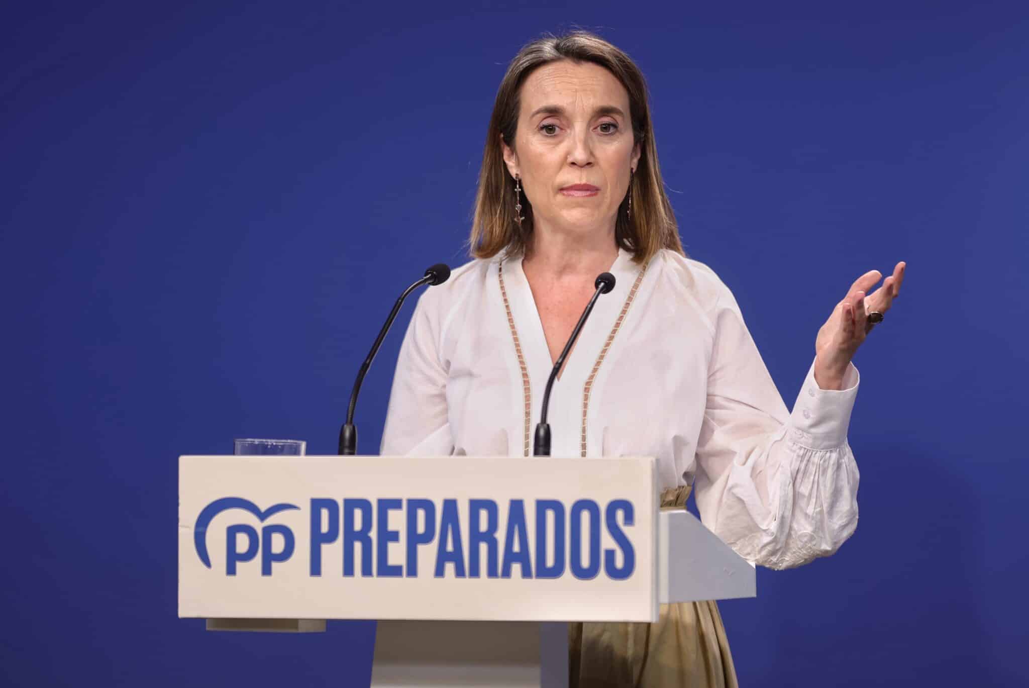 La secretaria general del PP y portavoz del GPP en el Congreso, Cuca Gamarra, interviene en una rueda de prensa tras la reunión del Comité de Dirección.