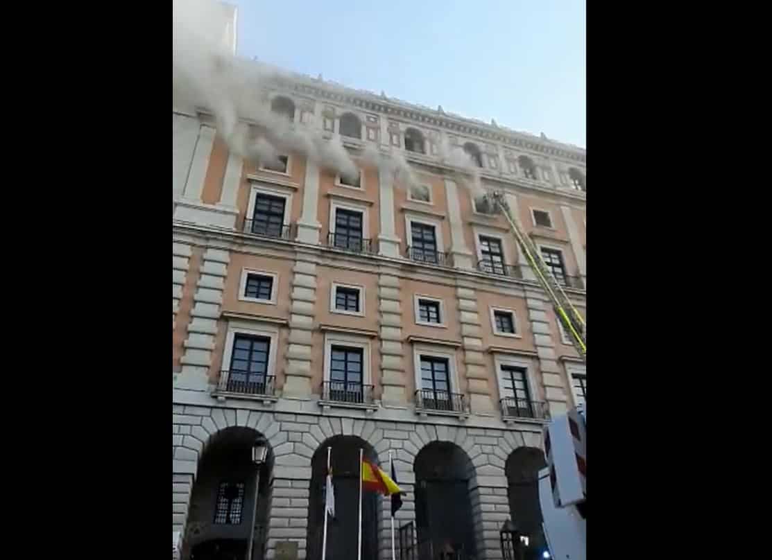 Incendio en el Alcázar de Toledo