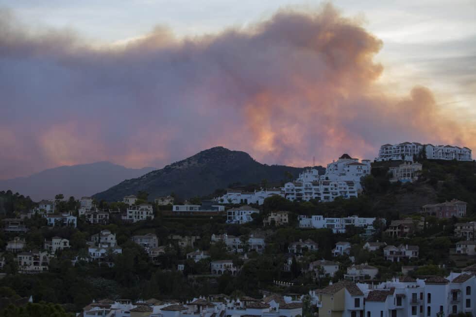 El incendio en Málaga declarado este miércoles 8 de junio en la zona de Sierra Bermeja