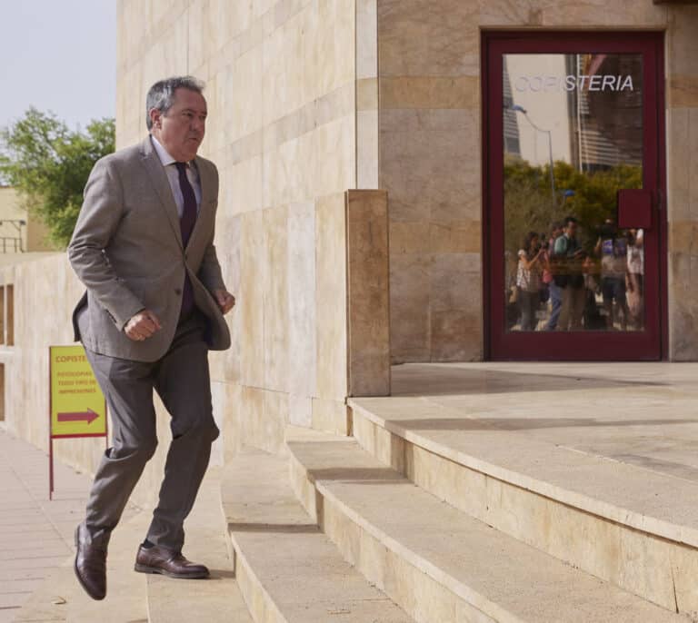 El PSOE recupera a última hora un eslogan de la campaña de Zapatero en 2008