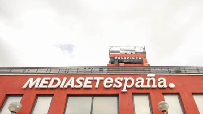 Telecinco celebra su 30 aniversario Cartel de Mediaset España en la Sede de Telecinco, en Madrid