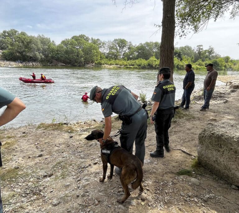 Muere ahogado un niño de 13 años en el río Ebro