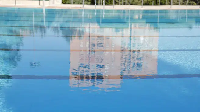 Muere el niño de 2 años que cayó a una piscina en Málaga