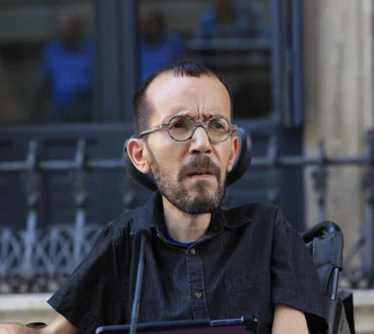 Echenique sale al rescate del PSOE y dice que la prensa "sobredimensiona" la crisis con Argelia