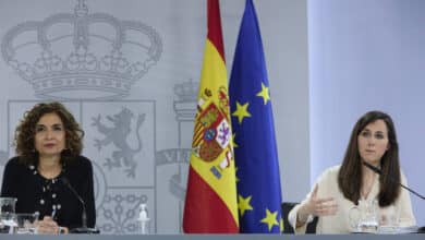 El PSOE abre otra guerra con Podemos al retrasar la reforma fiscal para la próxima legislatura
