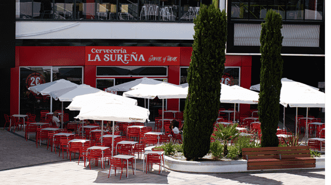 Establecimiento de La Sureña Jarras y Tapas.