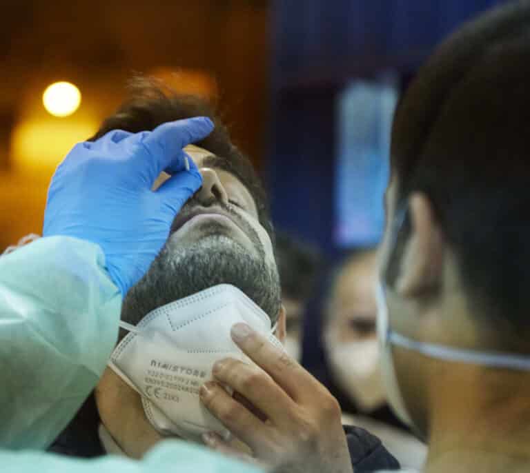 Sanidad aprueba administrar Evusheld a partir de los 12 años para prevenir el covid