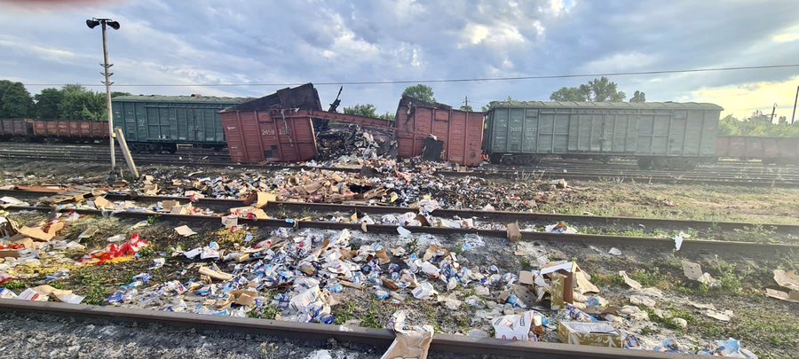 El tren con alimentos del chef José Andrés, atacado por un misil ruso.