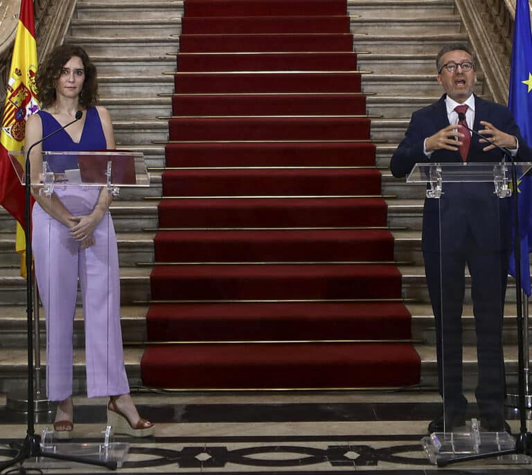 Ayuso amplía a hermanos, tíos y sobrinos la bonificación del Impuesto de Sucesiones y Donaciones