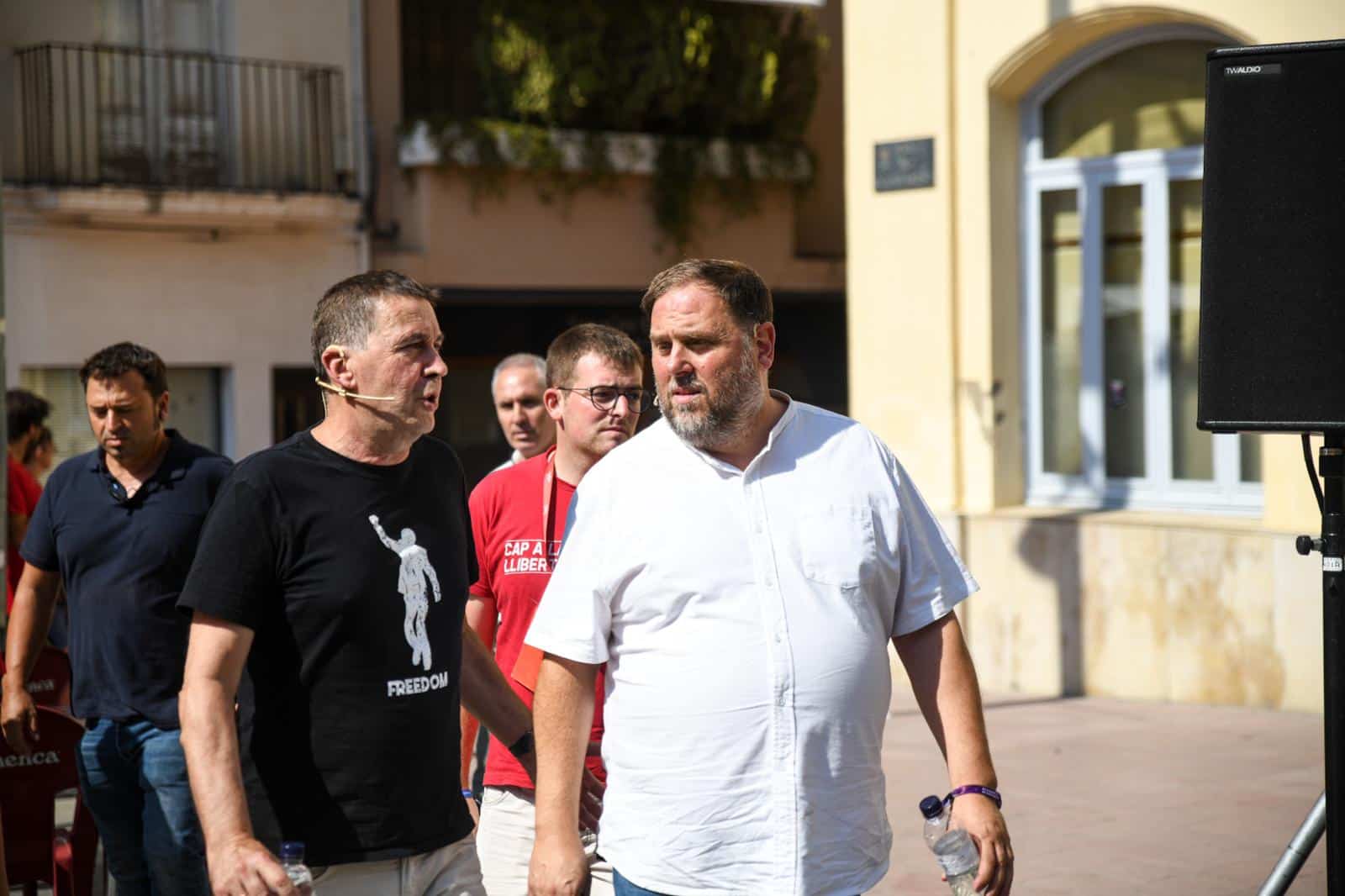 Otegi, Junqueras y Aragonès, juntos en apoyo a los jóvenes de ERC: "No nos pararán"