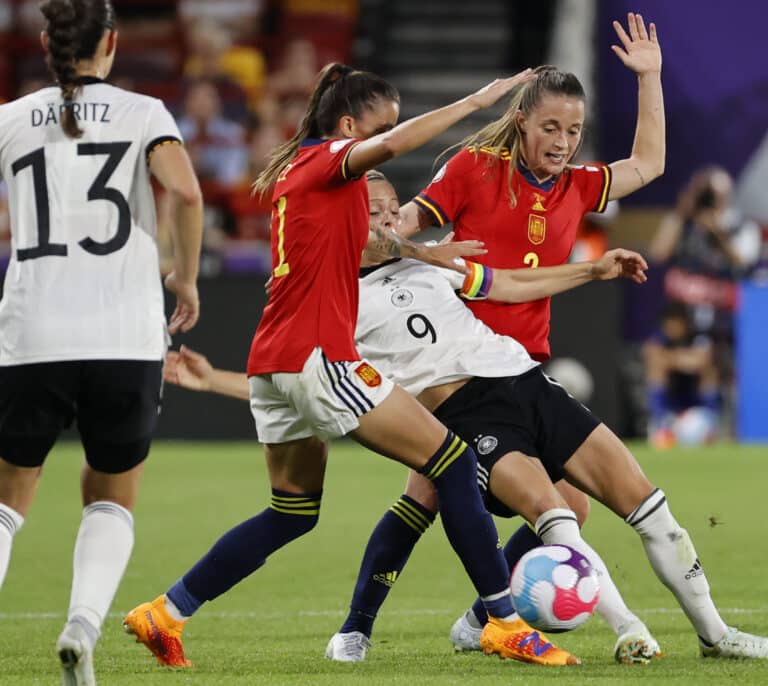 España pierde contra Alemania y se jugará su billete a cuartos ante Dinamarca