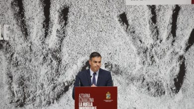 Históricos del PSOE firman un manifiesto contra la Ley de Memoria por "tergiversar" el "pacto constitucional de 1978"