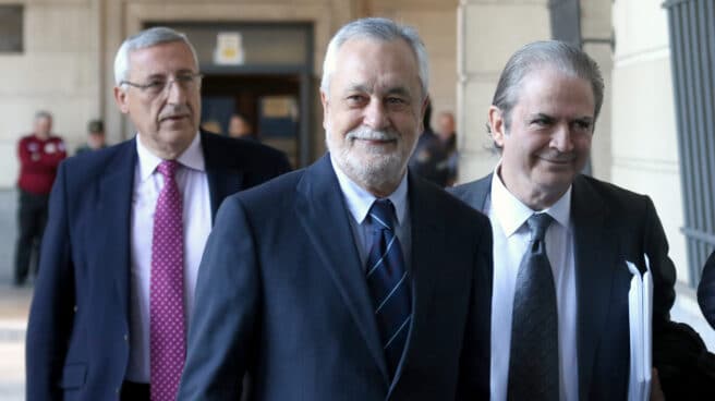 Griñán no irá a la cárcel EN SEVILLA, SESIÓN DEL JUICIO A LOS EXPRESIDENTES DE LA JUNTA MANUEL CHAVES Y JOSÉ ANTONIO GRIÑÁN Y A OTROS 20 EX ALTOS CARGOS ERE