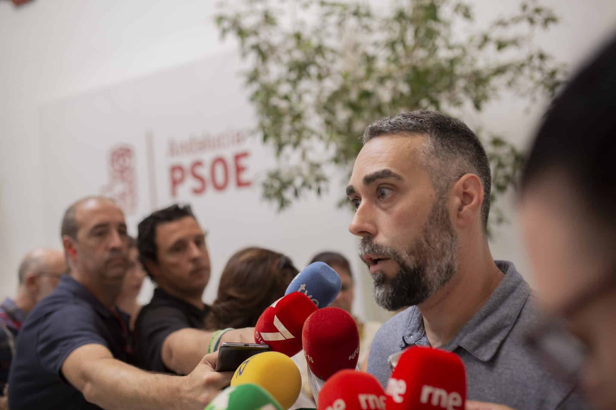 El portavozde FACUA, Rubén Sánchez, ofrece rueda de prensa tras la reunión de FACUA con el PSOE-A.