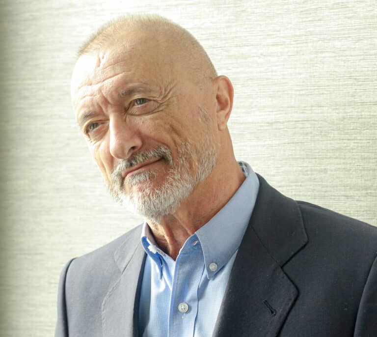 'El italiano', de Arturo Pérez-Reverte, se convertirá en una serie de ficción internacional