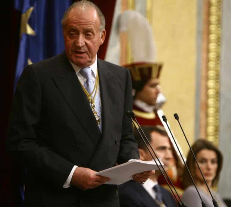 El día en que Juan Carlos fue nombrado sucesor "a título de Rey"