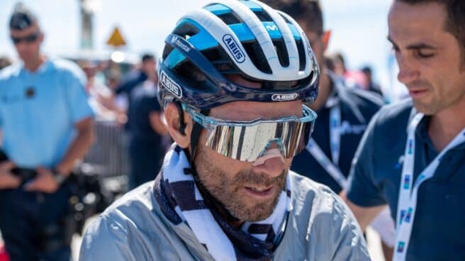 EuropaPress_4523159_valverde_alejandro_from_themovistar_team_during_the_mens_mont_ventoux (1)