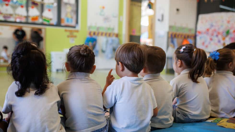 Varios niños en la guardería de la base ‘Príncipe’ de Paracuellos de Jarama.