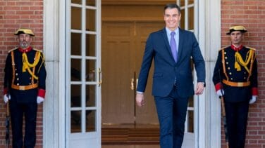 Sánchez cambia su cita con empresarios por ciudadanos en la apertura del curso en Moncloa