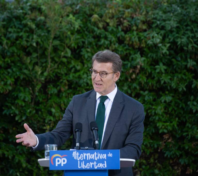 Feijóo pone el foco en Cataluña: "No puede gobernarse España siendo irrelevantes allí"