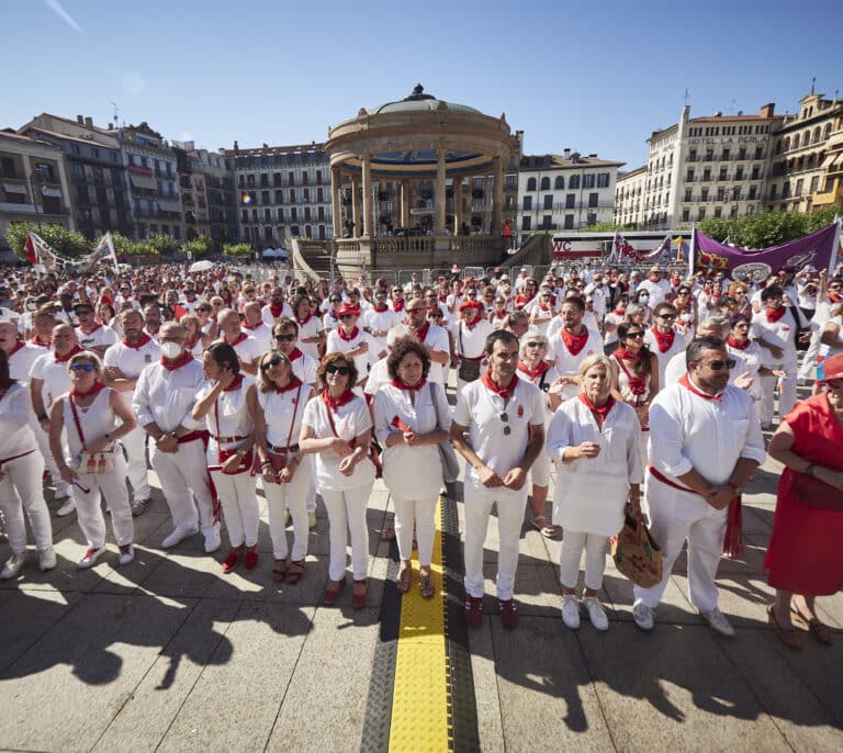 Se entrega a la policía el presunto autor de una agresión sexual durante San Fermín
