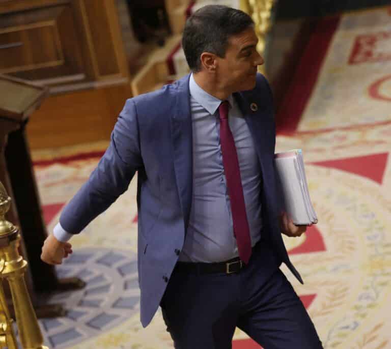 Toque a rebato de Moncloa: "Pasar a la ofensiva de aquí al final de la legislatura"