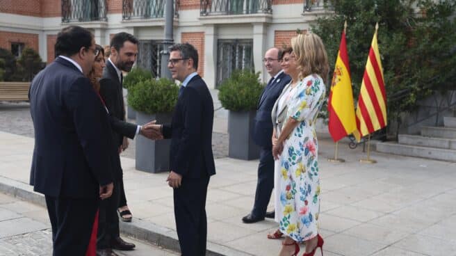 Tercera reunión de la mesa de diálogo entre el Gobierno y la Generalitat. Tercera reunión de la mesa de diálogo entre el Gobierno y la Generalitat.