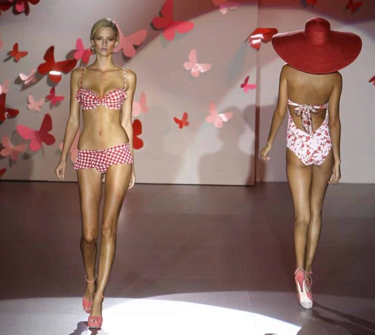 El bikini: la escandalosa historia de una revolución