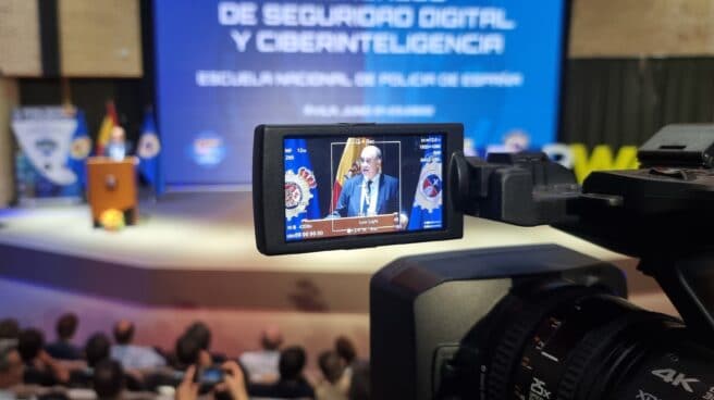 El director de la Policía, Francisco Pardo Piqueras, durante su intervención en un congreso.