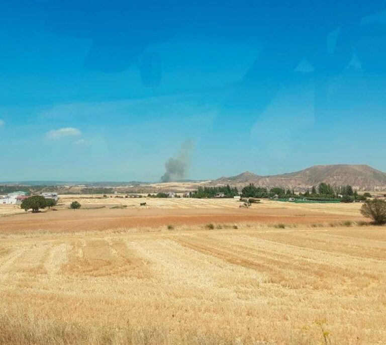 Un helicóptero que actuaba en las labores de extinción de Humanes sufre un accidente