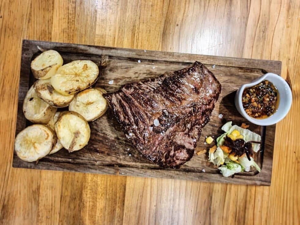 Carne argentina en el Mesón de las Américas, en Cádiz.