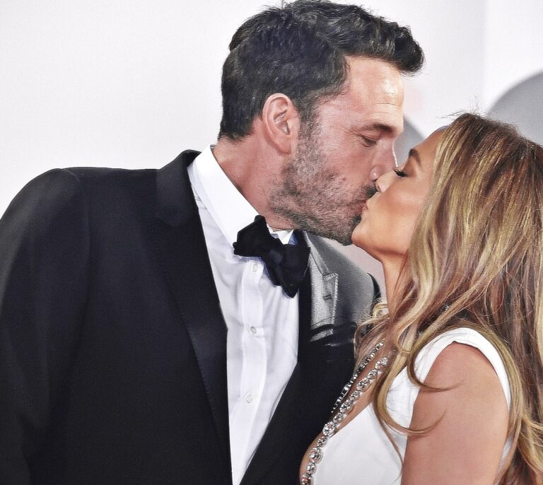 Así ha sido la boda de Jennifer López y Ben Affleck: sorpresiva, secreta, íntima