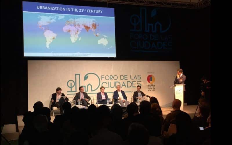 Foro de las ciudades en Ifema (Madrid).