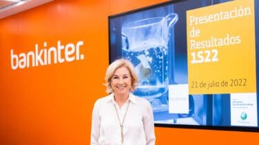 Bankinter se convierte en el primer gran banco en recurrir el 'impuestazo'