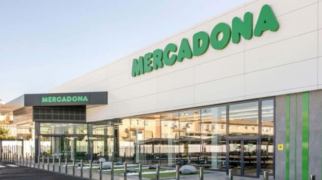 Mercadona-Fachada-Supermercado-Peligros-Granada Supermercado de Mercadona situado en Granada (España)