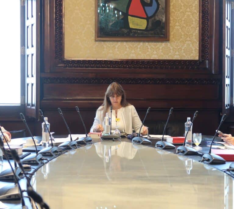 La Mesa del Parlament reta al Constitucional y mantiene el voto delegado de Lluís Puig