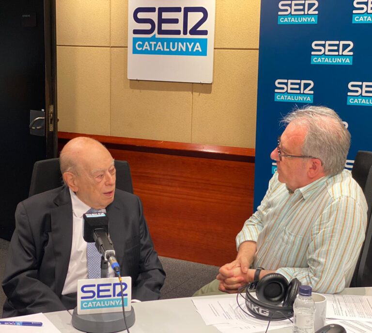 Pujol niega ser independentista y pone la mano en el fuego "por la mayoría" de sus hijos