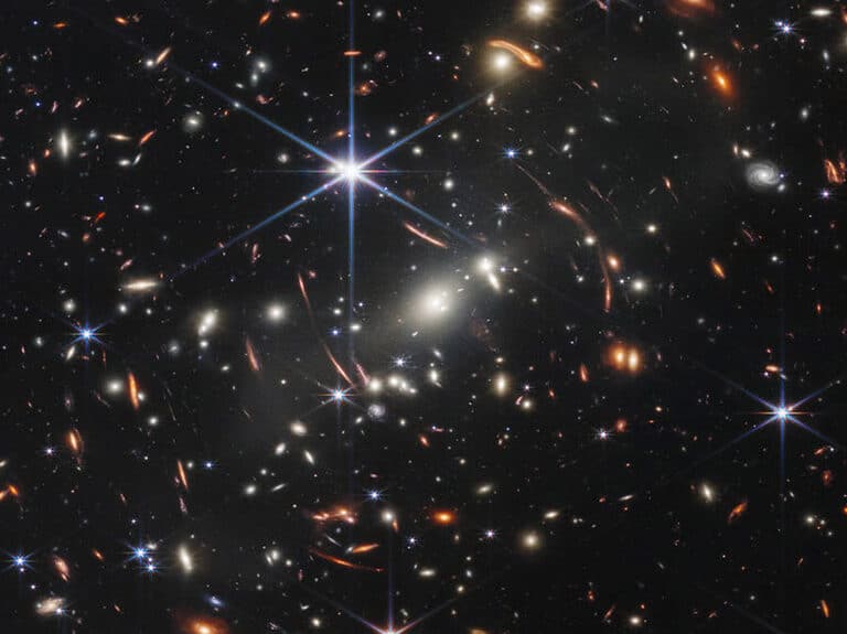 Un grano en el universo: estremecedor vídeo que pone en contexto las miles de galaxias reveladas por Webb