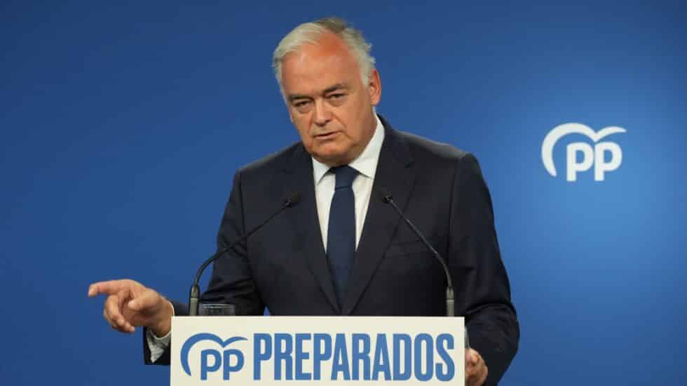 El vicesecretario de Política Institucional popular, Esteban González Pons, comparece ante los medios tras la reunión del comité de dirección, para explicar la propuesta de renovación del CGPJ del PP