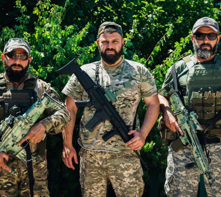 En la legión extranjera de Ucrania: "No existe el ejército ruso. Es un grupo de gángsters"