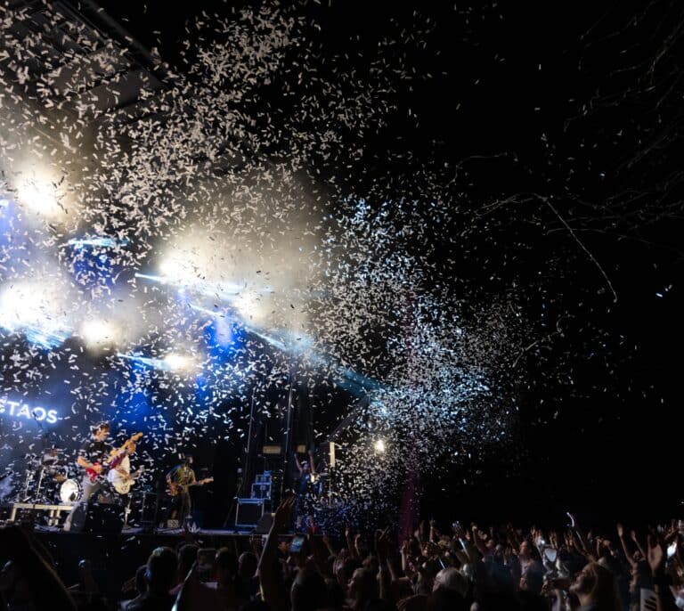 Las Ventas de Albares, el pueblo minero del Bierzo que arrasa en verano con la música