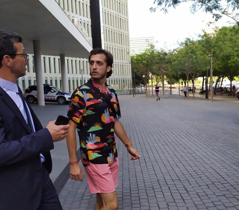 Absuelto por un trastorno mental el hombre que fue condenado por acosar a la artista Paula Bonet