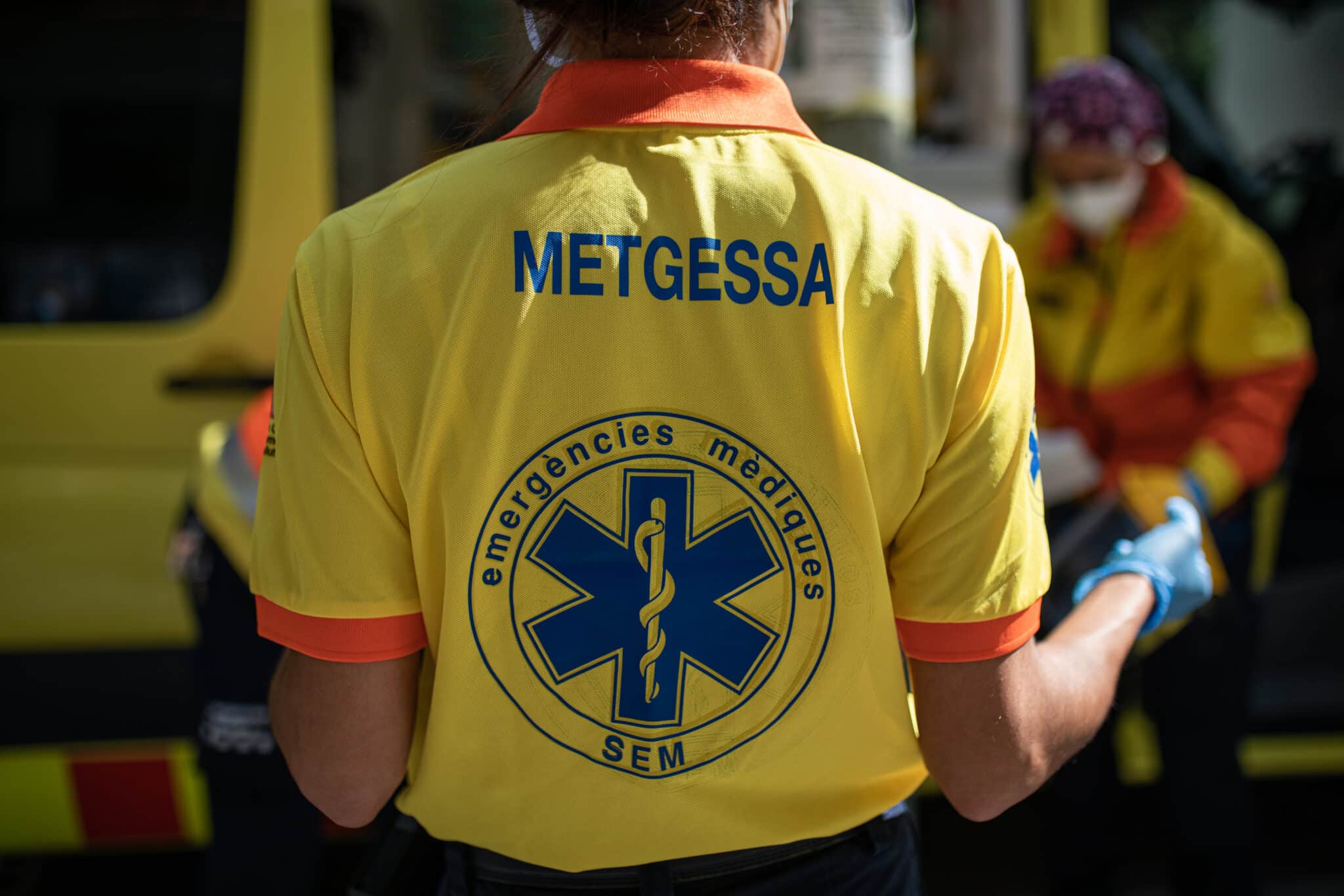 Dos técnicos del Sistema de Emergencias Médicas (SEM) de la Generalitat de Cataluña