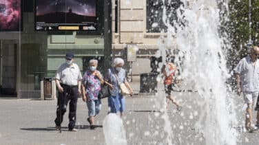 La ola de calor se cobra más de 300 muertos en el sur de Europa y amenaza ya al norte