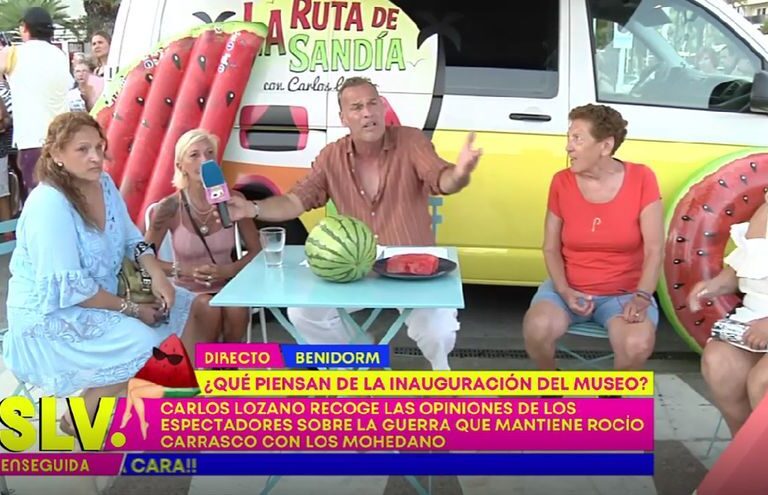 'Sálvame Sandía' arranca con fallos, insultos del público y Carlos Lozano desquiciado: "Esto es un pifostio"