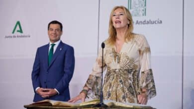 La Junta de Andalucía prepara otra rebaja fiscal, deflactará los primeros tramos del IRPF y suspenderá el canon del agua