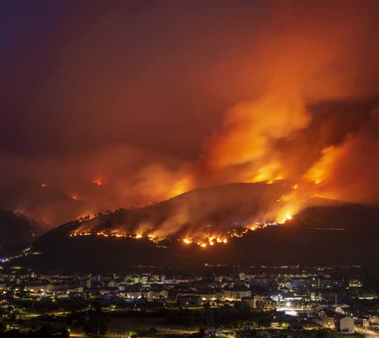 La ola de incendios deja ya más de 25.000 hectáreas calcinadas en toda España