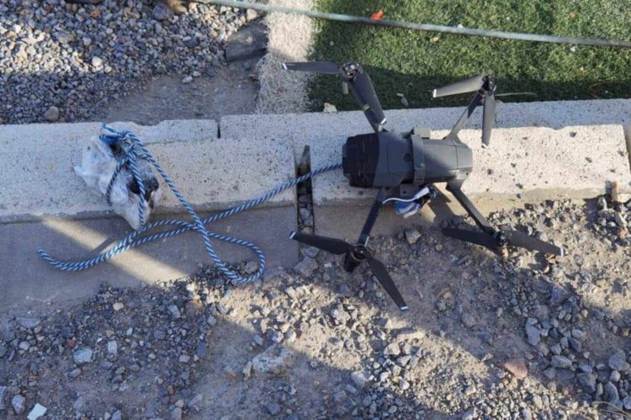 Resignación hipoteca Prevención La Policía intercepta un dron con droga y móviles en un centro de menores  de Ceuta