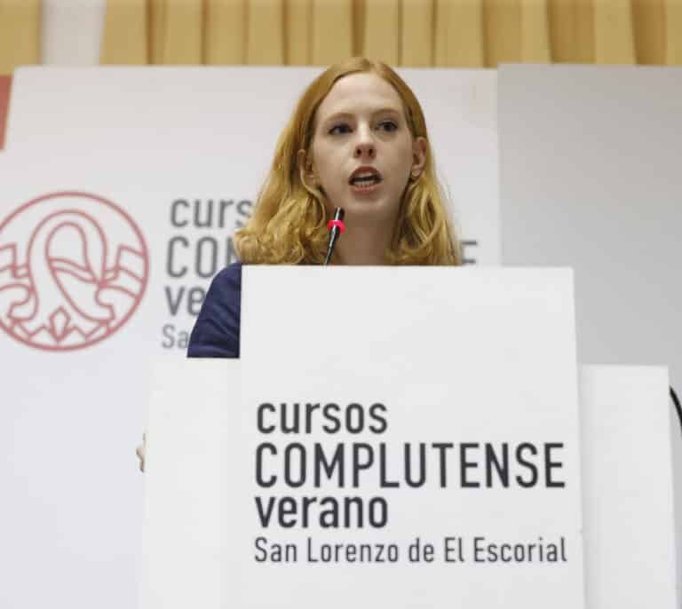 Belarra destituye al líder del PCE tras apoyar a Yolanda Díaz y nombra secretaria de Estado a Lilith Verstrynge